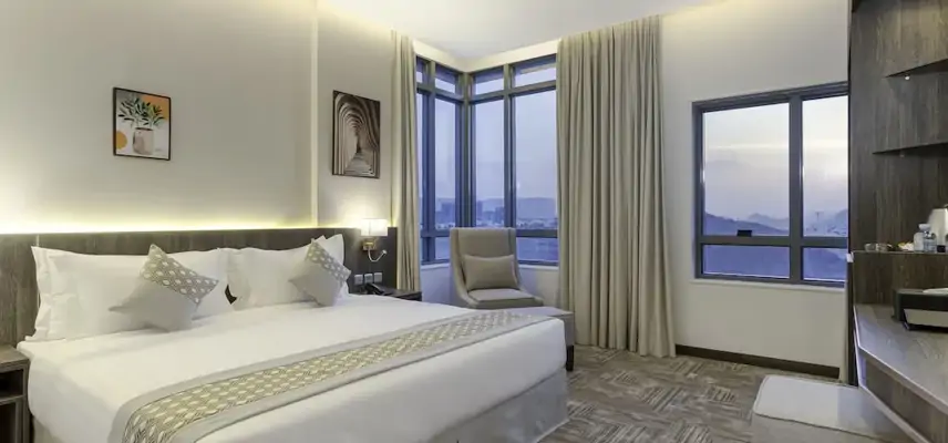 The Seasons Hotel image